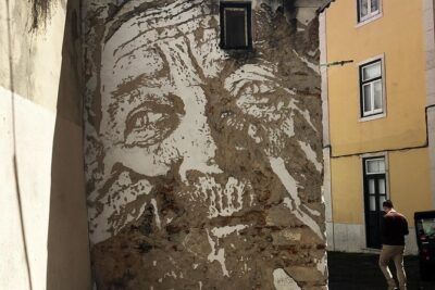 3-Hour Guided Street Art Walking Tour of Lisbon