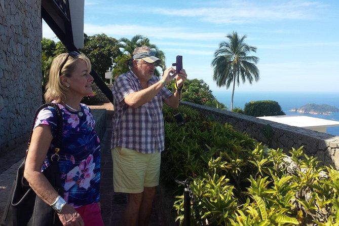 4Hrs City Tour Exclusively for Hotels, Divers, Chapel & Mural. - Las Brisas, the central avenue, and three city views