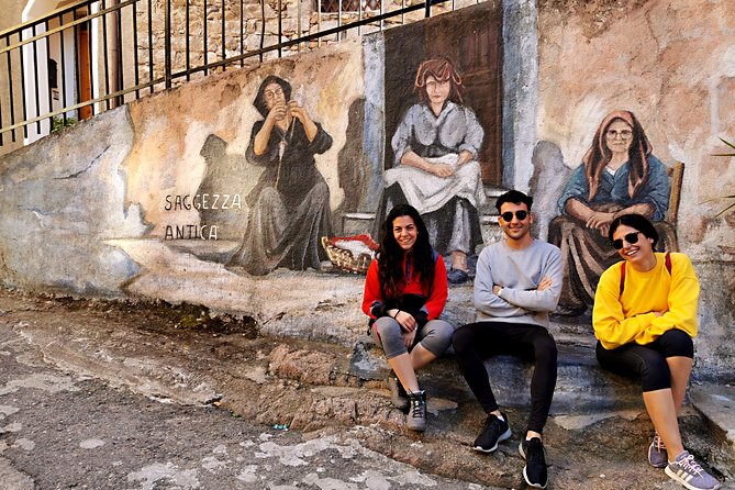 4x4 tour of Orgosolo: Murals and typical lunch at the shepherd's - Key points to know before booking