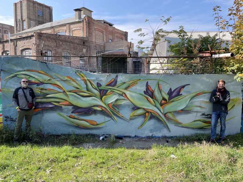 Alternative Bike tour: Graffiti Wall and Peace - Why the graffiti wall is worth the ride