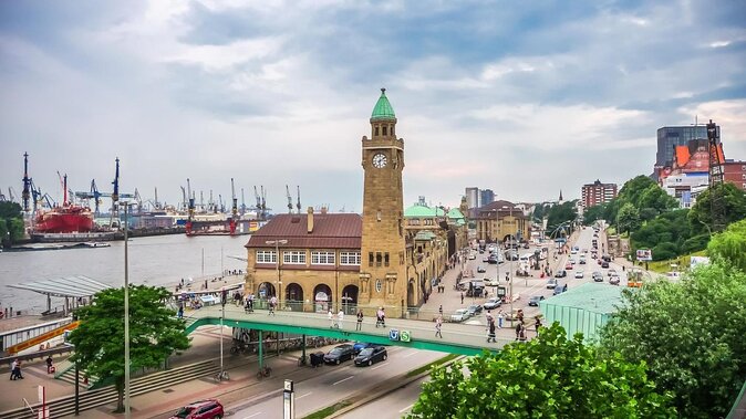 Alternative Hamburg Private Alternative Street Art Tour - Key points to know before booking