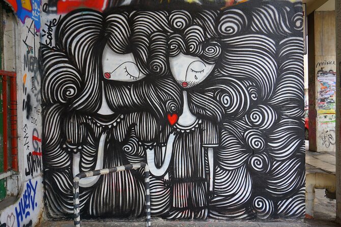 Athens Street Art - Private Walking Tour - Why this Athens walk is different from a standard city tour