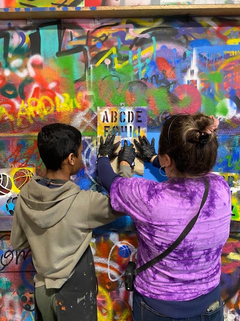 Atlanta: BYOB Spray Paint and Sip - Why the BYOB format changes the mood