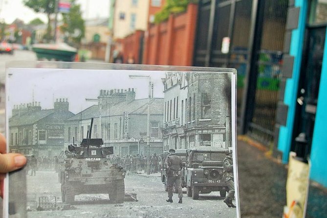 Award Winning Express 2 Hours Belfast Black Taxi/Cab tours - Belfast’s taxi drivers and 800 years of history