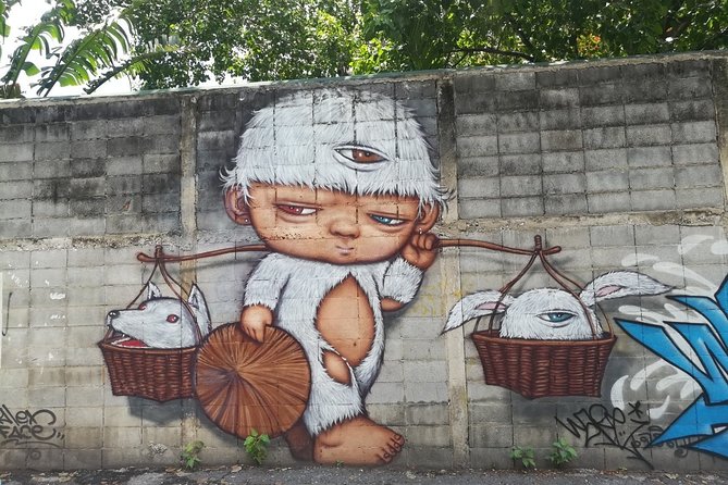 Bangkok Heritage & Street Art Private Walking Tour - Wat Suan Phlu offers a quiet Buddhist pause