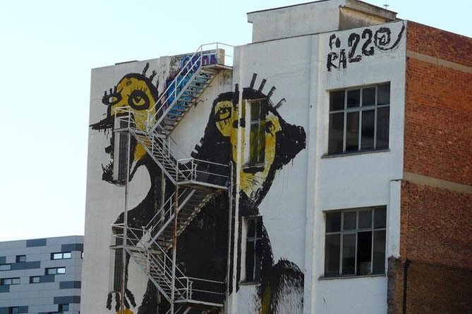 Barcelona Street Art and Graffitti Bicycle Tour - From Carrer dels Escudellers to the beach