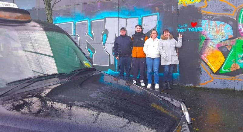 Belfast: Private Black Taxi Cab Political Murals Tour - Why a black taxi is the right way to see Belfast’s murals
