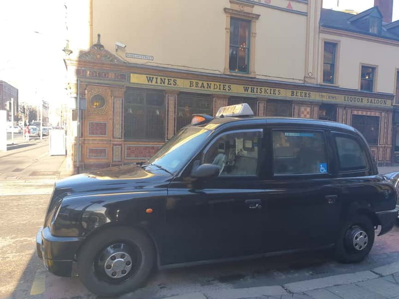 Belfast: Private Black Taxi Cab Political Murals Tour - Crossing to Shankill Road