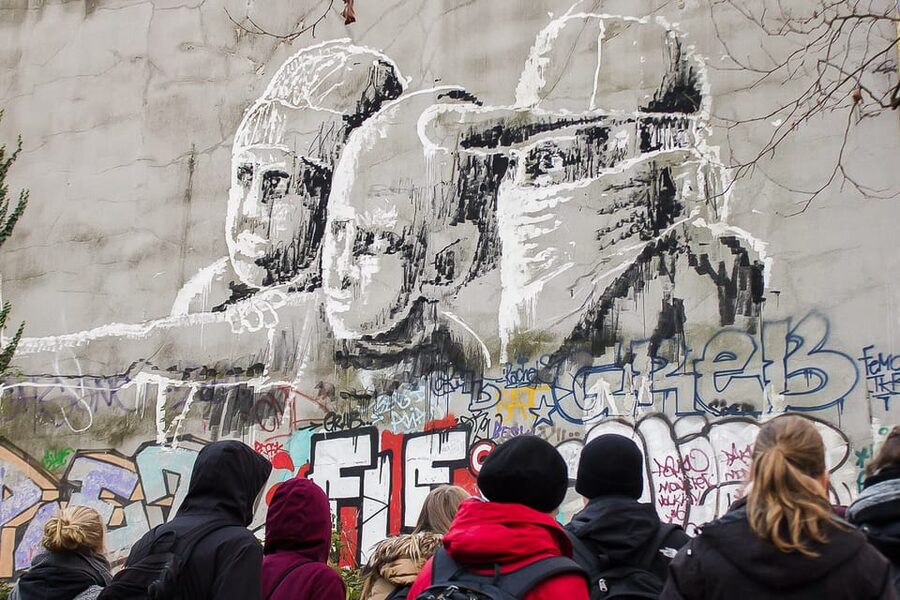 Berlin: Private Kreuzberg Street Art Walking Tour - What a private group changes
