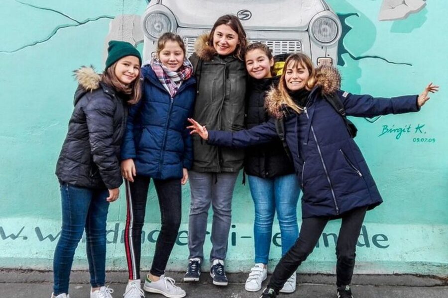 Berlin : Private Street Art Walking Tour (Private Tour) - The museum question: useful flexibility, but plan ahead