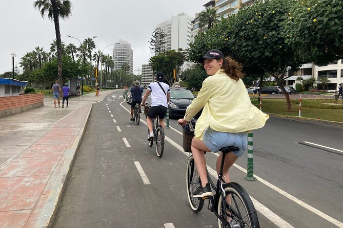 Bike Tour Lima | Ride along Miraflores & Barranco - Crossing into Barranco and the Bridge of Sighs