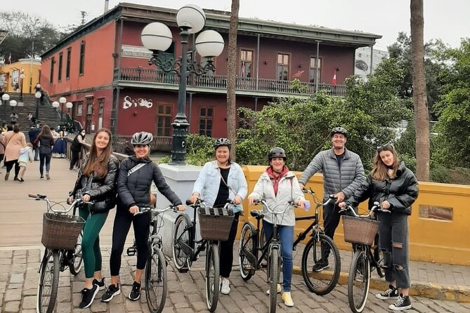 Bike Tour Lima | Ride along Miraflores & Barranco - Parque del Amor and the Pacific view