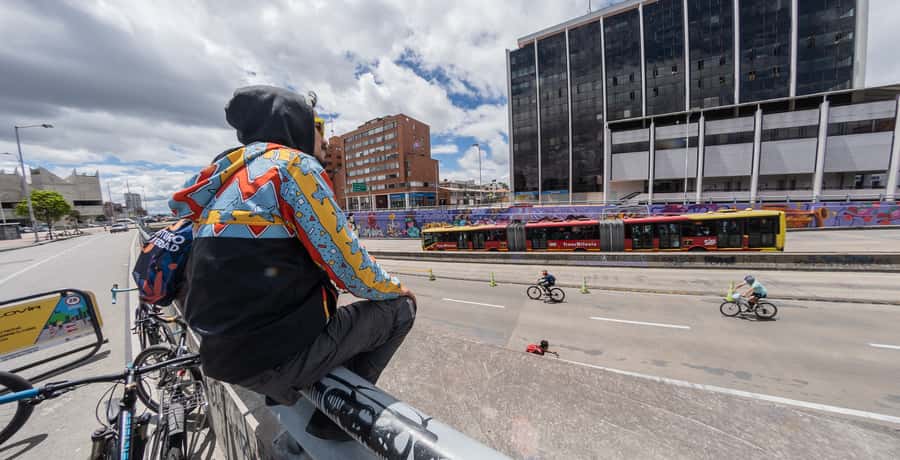 Biking in Full Color: Urban Art Bike Tour - Key points at a glance