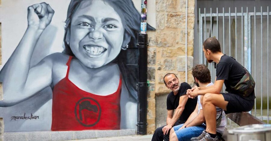 Bilbao: Art District Walking Tour - Who should book this experience