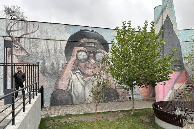 Bishkek Street Murals , Mosaics Arts and Kyrgyz Nomadic History - Key points to know before you book
