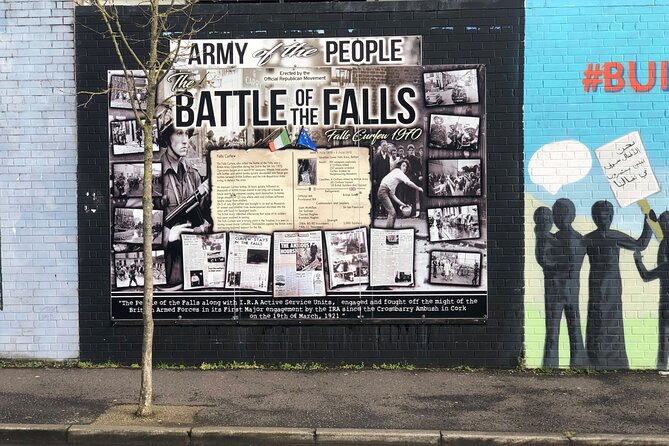 Black Taxi Tour of Belfast – Politics, Murals peace walls Tour - Seeing the Peace Walls and Bombay Street