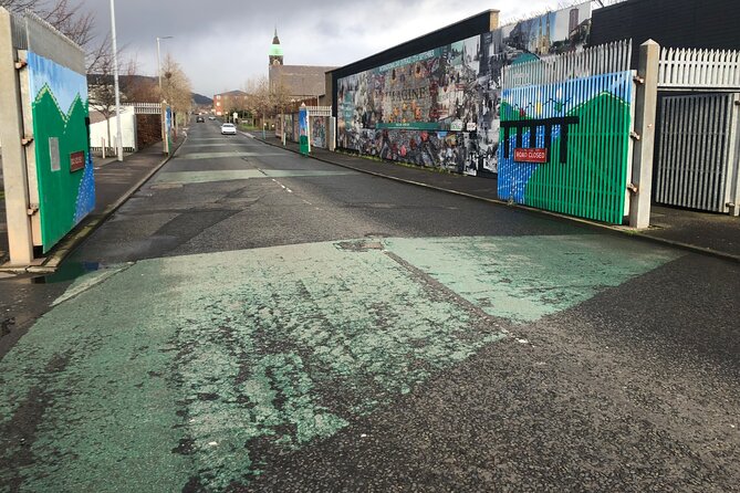 Black Taxi Tour of Belfast – Politics, Murals peace walls Tour - Ending at the Bobby Sands mural