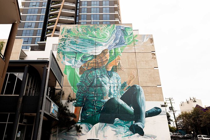 Brisbane Small Bars and Street Art Tour - A compact group keeps the outing personal