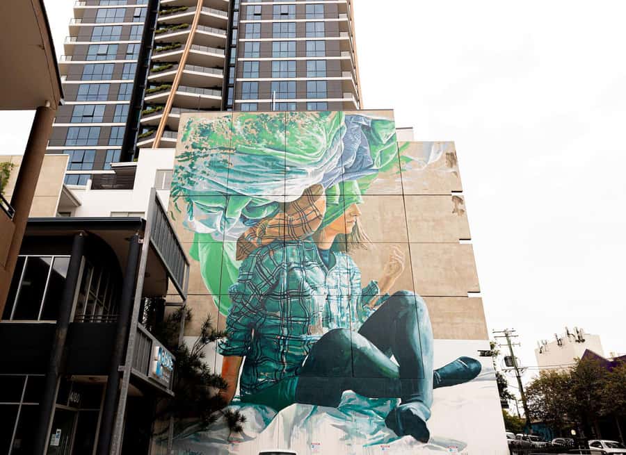 Brisbane: Small Bars and Street Art Tour with a Drink - Three bars, one included drink, and realistic spending