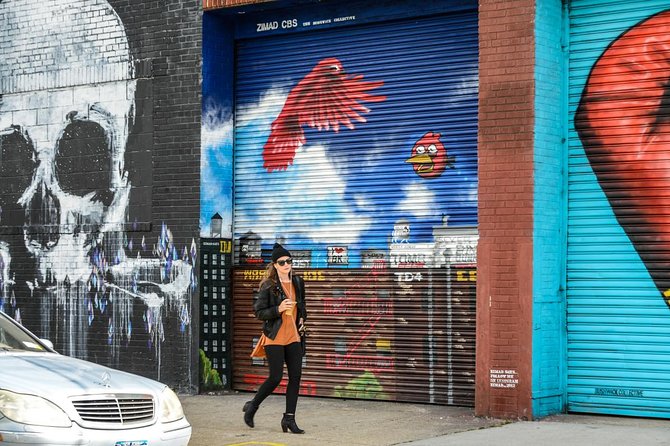 Brooklyn street art and hipster culture tour in French - From painted walls to Williamsburg streets