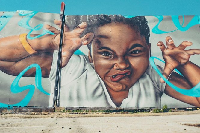 Brooklyn street art and hipster culture tour in French - What the $62.92 price gives you