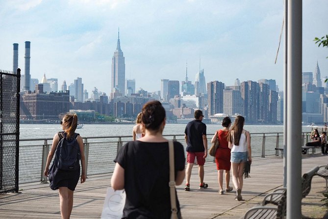 Brooklyn street art and hipster culture tour in French - What the French guides add