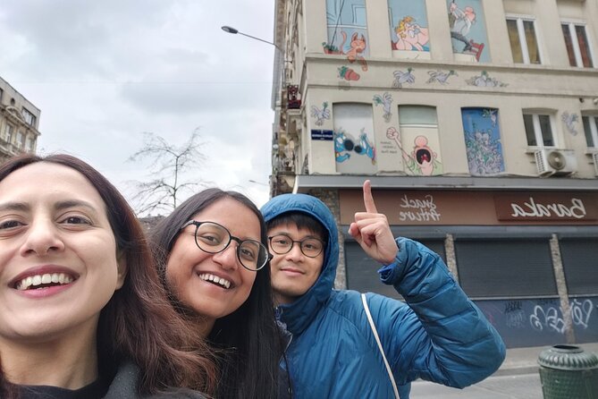 Brussels "Land of Comics": Street Art & Walking Tour - Smurfs, the MOOF Museum, and Tintin