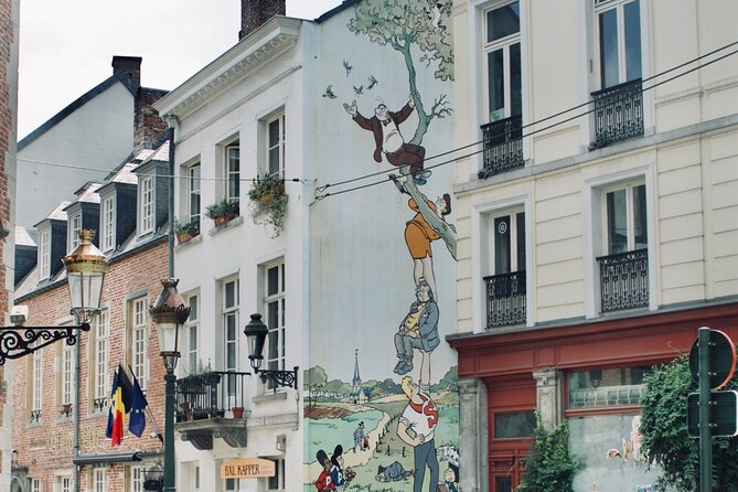 Brussels "Land of Comics": Street Art & Walking Tour - Froud and Stouf, Asterix, and Lucky Luke