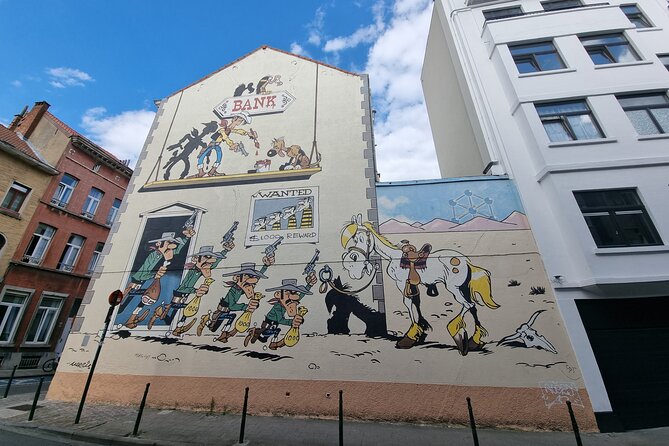 Brussels through its comics murals - Reading the murals instead of just photographing them