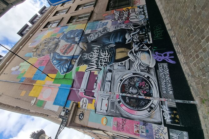 Brussels through its comics murals - Who will get the most from this tour