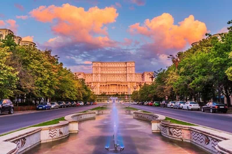 Bucharest : Street Art Walking Tour With A Guide - Fabrica Club and Bucharest’s creative nightlife