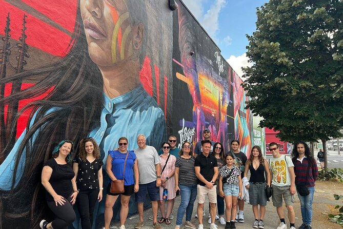 Bushwick Brooklyn's Award Winning Graffiti & Street Art Tour - Reading the main Bushwick Collective walls