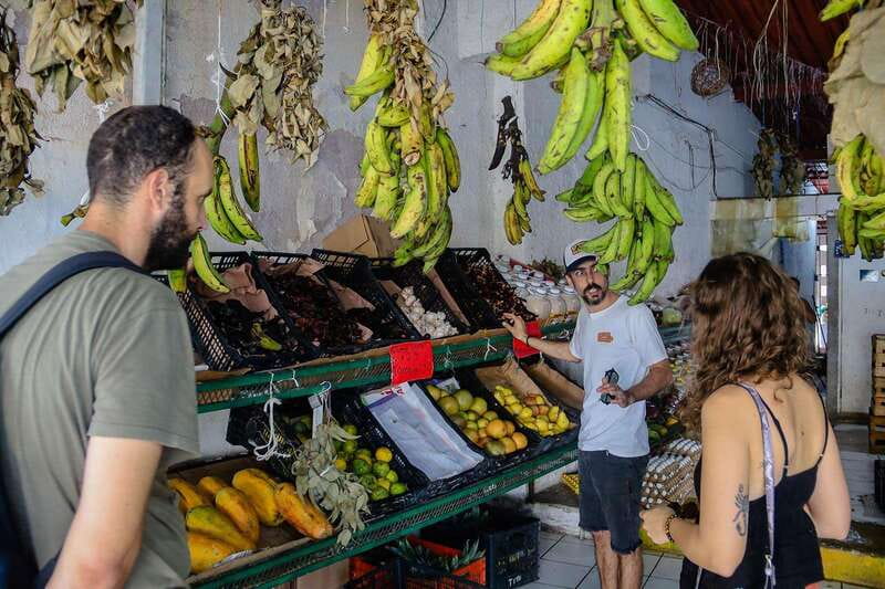 Cancun: 3-Hour Food Tour, Visit to the Market & Street Art - Street art and stories between the food stops