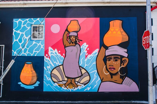 Cape Town: Woodstock Street Art & Culture Tour - The opening walk through Woodstock