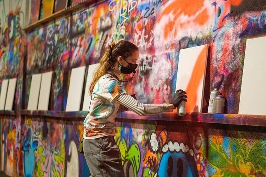 Chicago: BYOB Spray Paint and Sip Workshop - The instructors make the difference