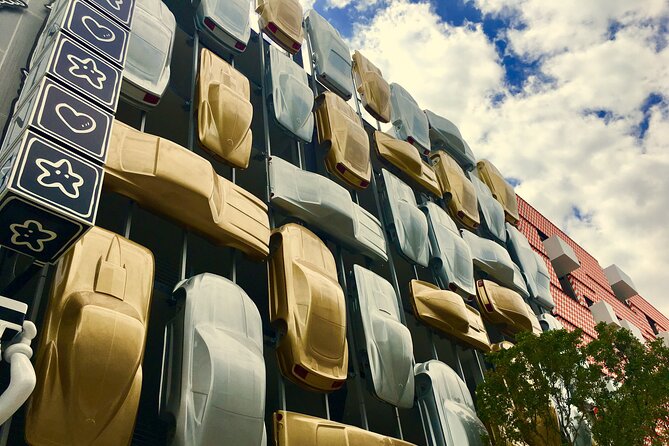 Classic Car Tour of Miami Beach, Wynwood and Little Havana - Downtown towers and the financial district
