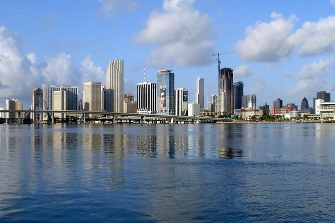 COMBO Miami City & Boat Tours ,Stops at Wynwood and Little Havana - Biscayne Bay provides the best photo opportunities