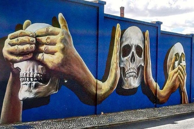 Come and discover with us the largest Urban Art gallery in Portugal - Seeing Lisbon through its walls