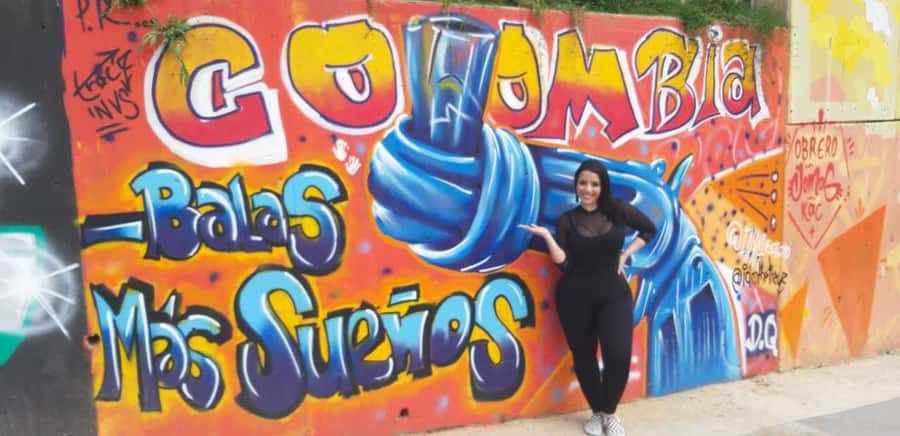 Comuna 13 Neighborhood & Street Art Private Tour - The first 30-minute stop