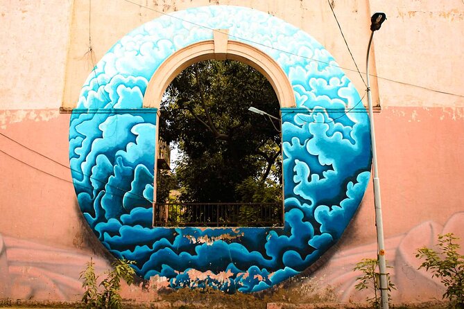 Delhi Street Art Tour - What the guides add to the walk