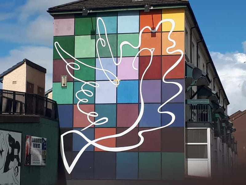 Derry: Bloody Sunday and Bogside Murals Walking Tour - The Civil Rights movement and the Battle of the Bogside