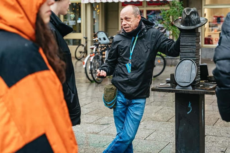 Dresden: Neustadt District Street Art Guided Walking Tour - Practical details for a comfortable walk