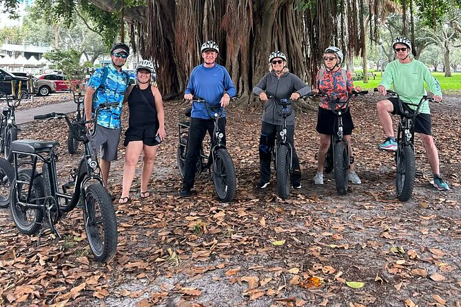 E-Bike Guided Tour Downtown St Pete: Sights & Murals - Key points at a glance