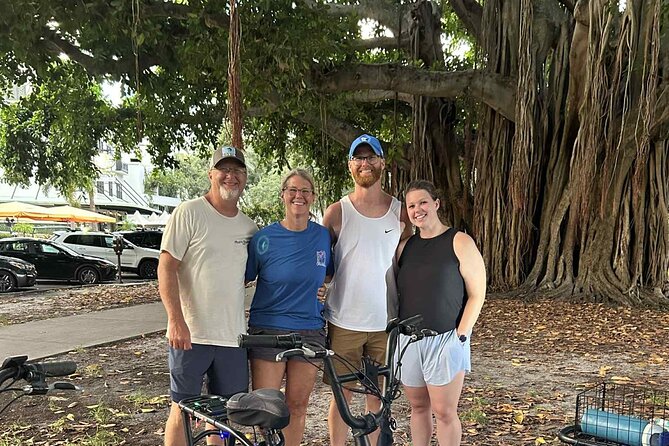 E-Bike Guided Tour Downtown St Pete: Sights & Murals - Banyan trees and the story of the St. Pete Pier