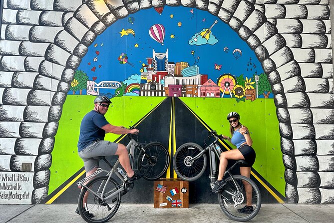 E-bike Mural Tour of Nashville - The Gulch and Nashville’s famous wings