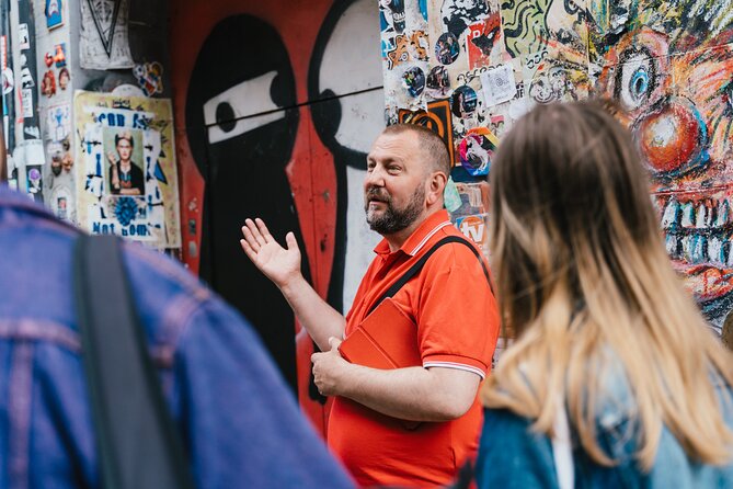 East End London Instagrammable Street Art and Graffiti Tour - Rivington Street: Banksy, Otto Schade, and the art debate