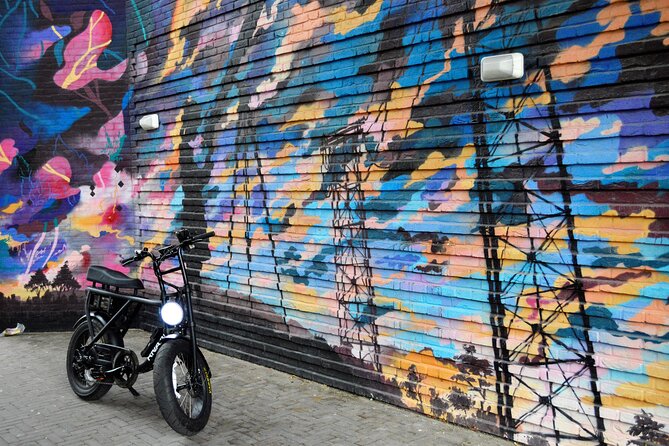 Eindhoven: Self-Guided Individual Street Art Tour - The Berenkuil and its graffiti Arena