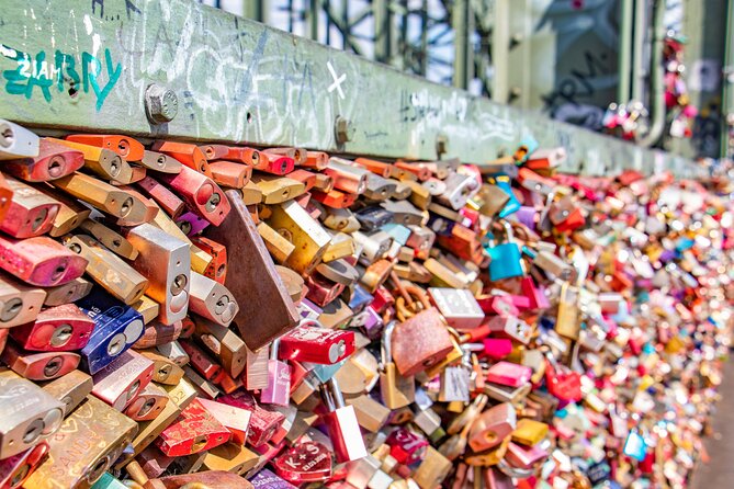 Explore Cologne’s best Street Art Quarter - Goethe-Apotheke starts the route with old Cologne