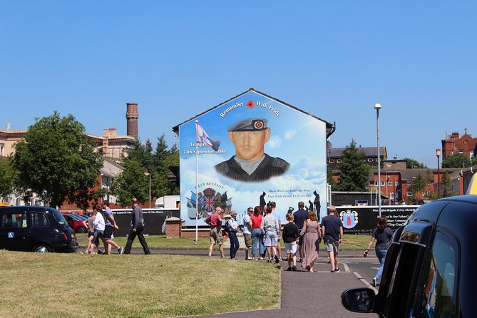 Famous 1.5 hour Belfast Murals Tour - The Peace Wall and the unfinished story