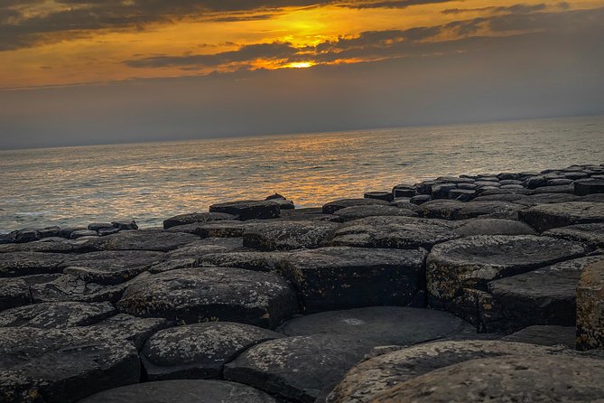 Giants Causeway Tour from Belfast + FREE Belfast Mural Tour - Belfast murals and the final half hour